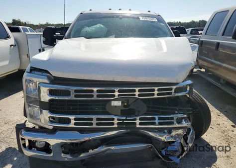 2023 Ford F550 Super Duty z USA, uszkodzony, nr VIN 1FD0W5HT6PEC02103